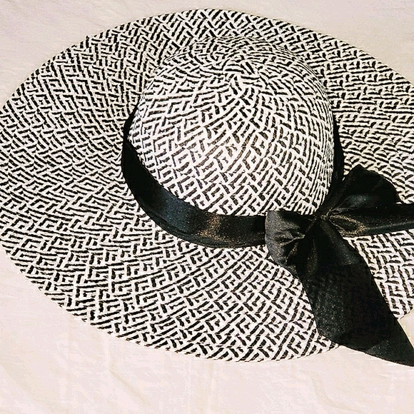 Summer hat - Picture 2 of 2